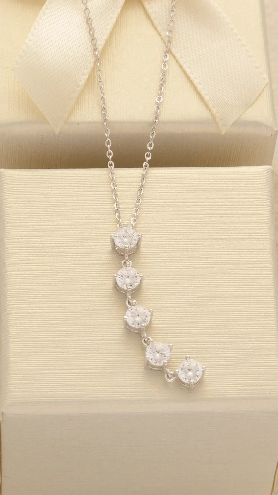 Gargantilla Cascada Crystal 40 Cms + Ext