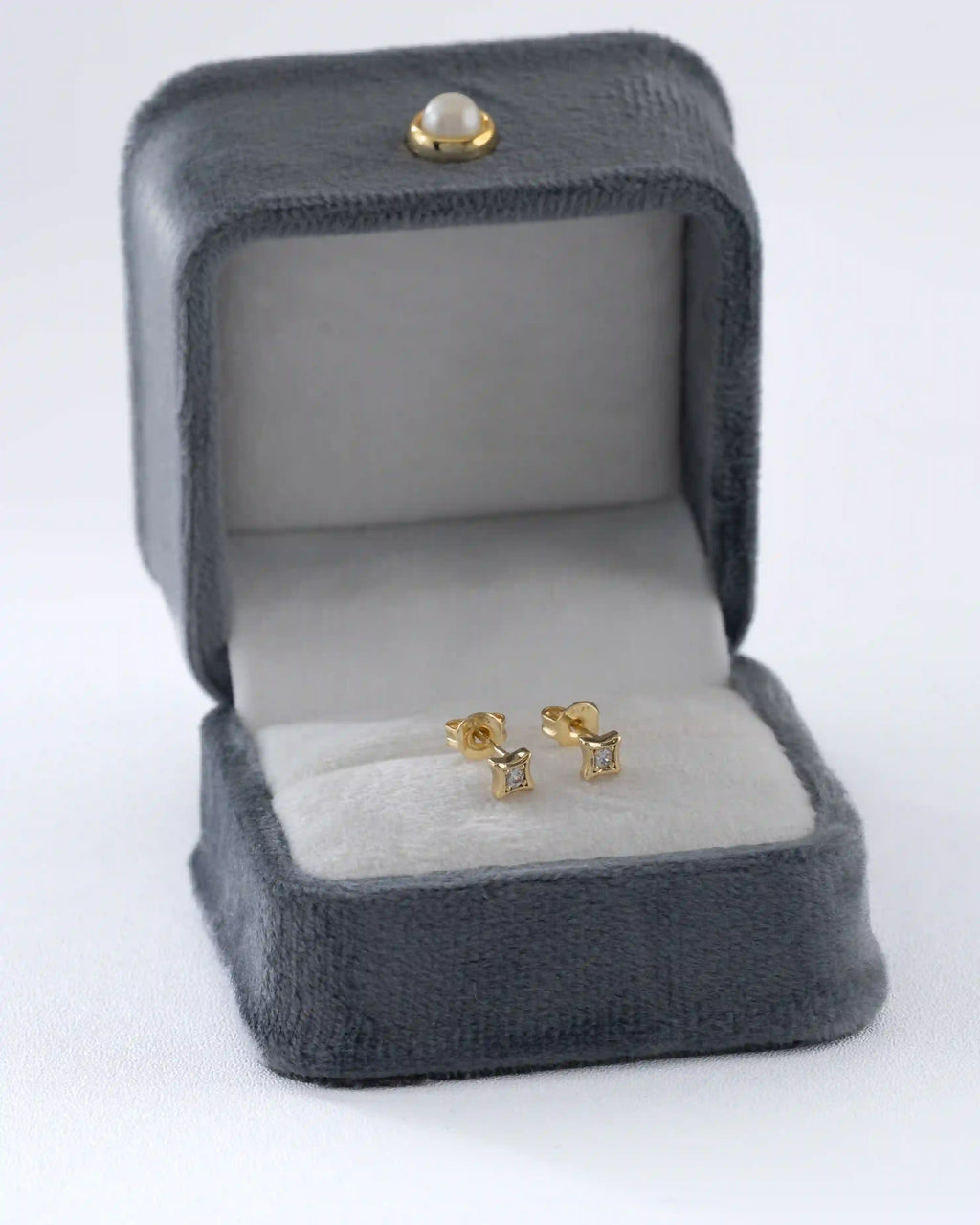 Aretes Topo Quadra Crystal 4 mm